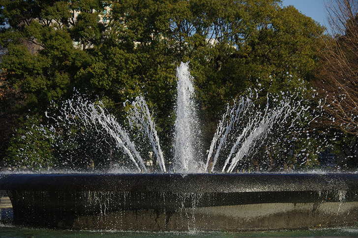 日比谷公園の噴水の画像